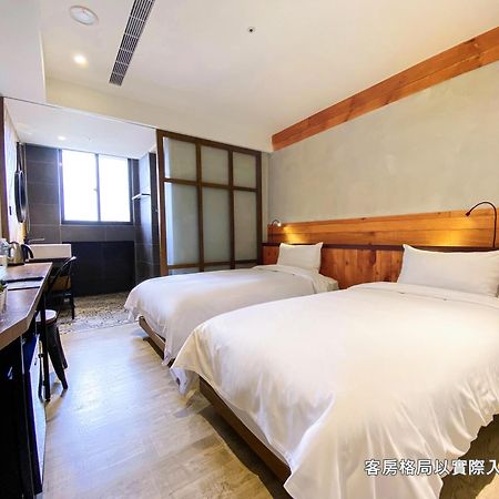 Central Land Hotel Taichung Exterior foto