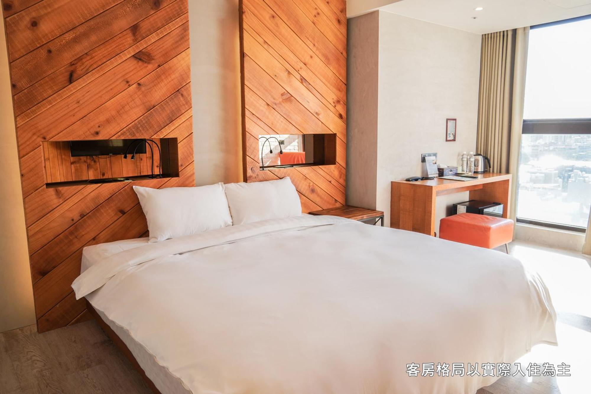 Central Land Hotel Taichung Exterior foto